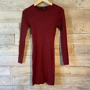 🛍️3/$30 Vero Moda women’s burgundy sweater dress in size x-small